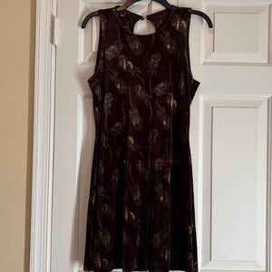 Velvet Floral Print Dress With Keyhole Opening in Back